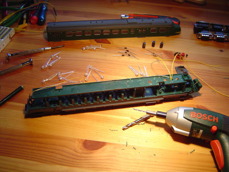 hondekop-led-01.jpg hondekop-led-01.jpg