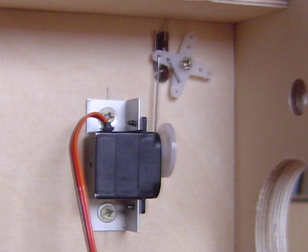 servo-01.jpg servo-01.jpg